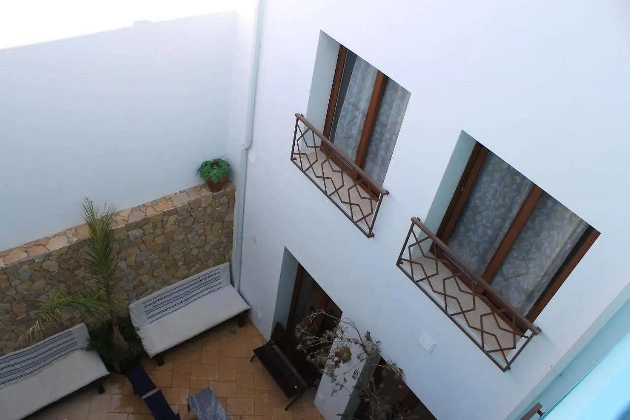 Bed & Breakfast Alvor Ar De Mar Bed and Breakfast