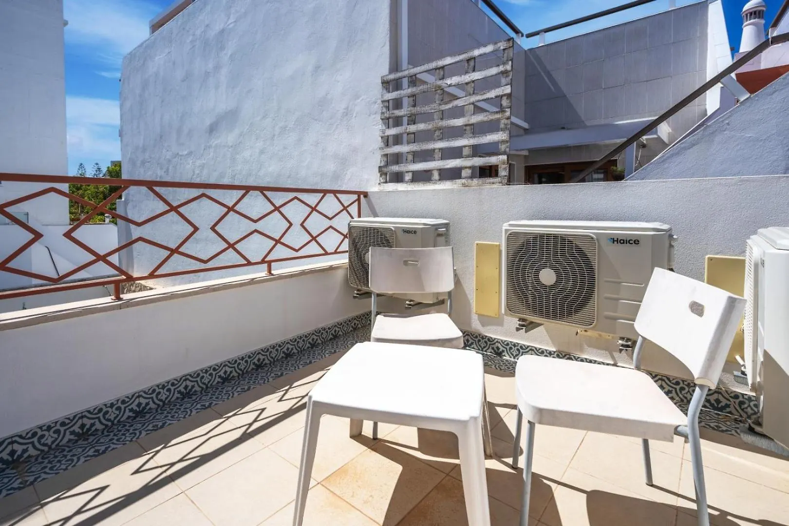 Alvor Ar De Mar Bed and Breakfast