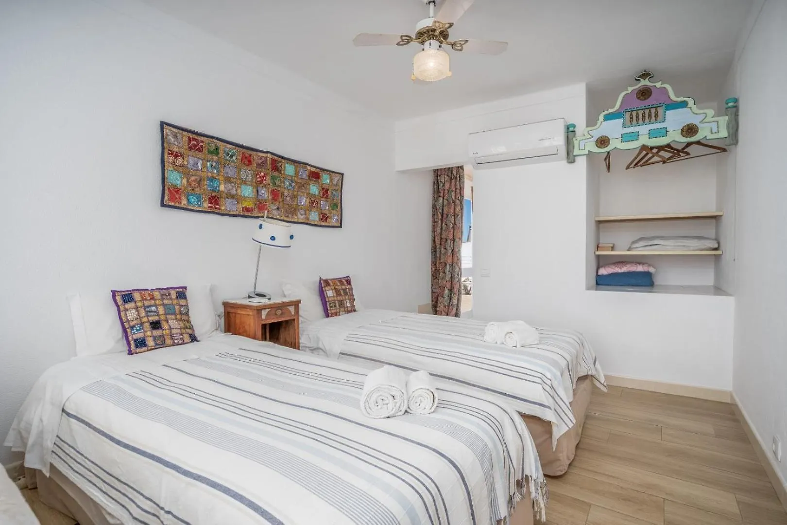 Bed and Breakfast Alvor Ar De Mar 3*,